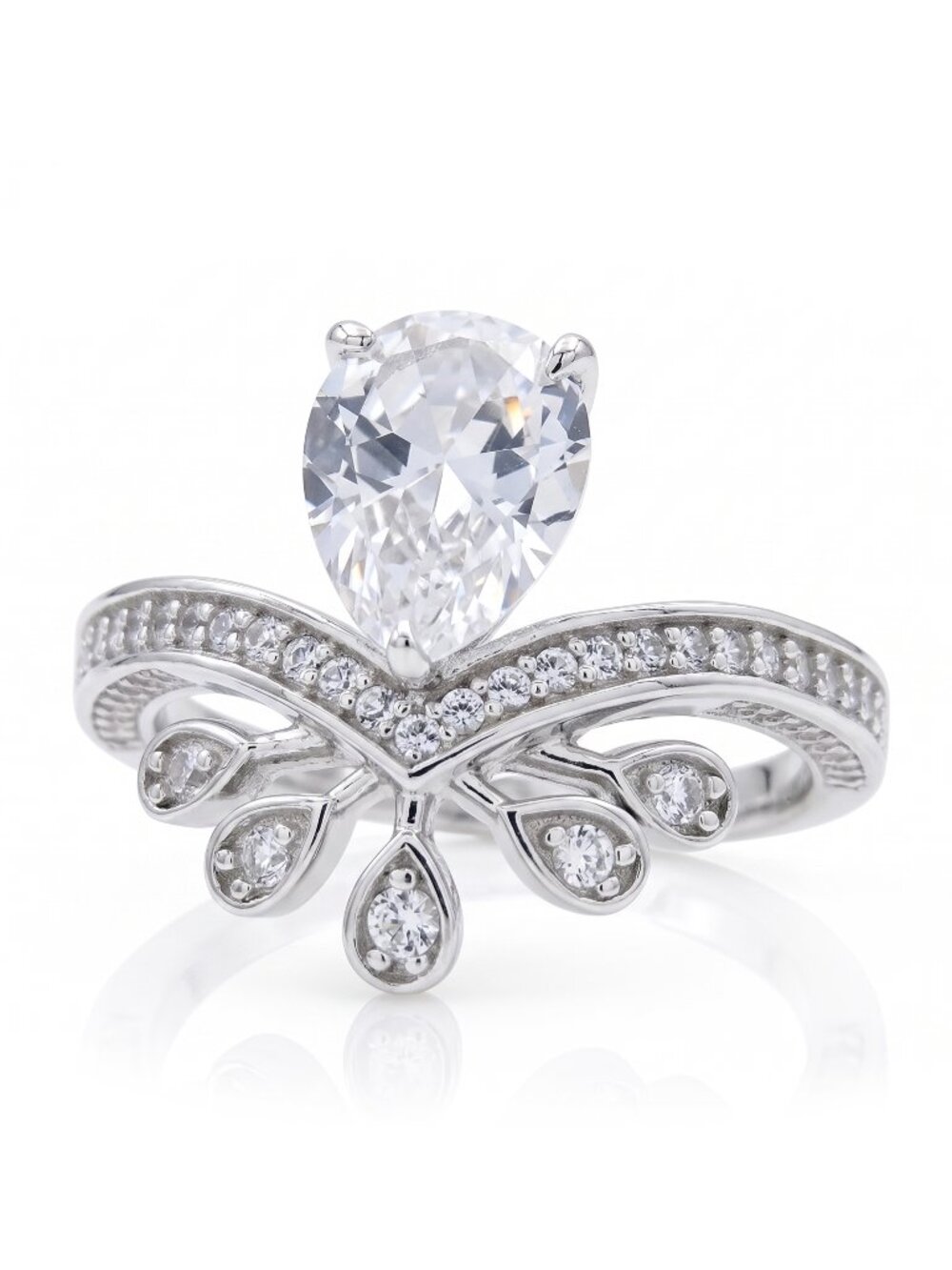 Classic Vintage Style Ring, solid 925 Sterling Silver size 7 - Great Quality